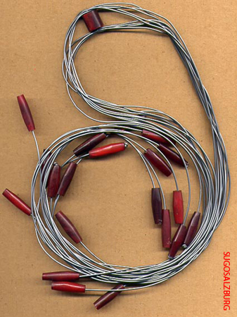 054_nylon_horn_schal